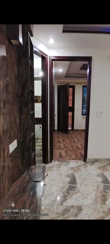 2 BHK Builder Floor For Rent in Mahavir Enclave 1