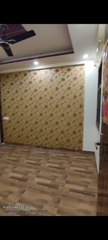 Room in 2 BHK Builder Floor at Mahavir Enclave 1 – for Rent