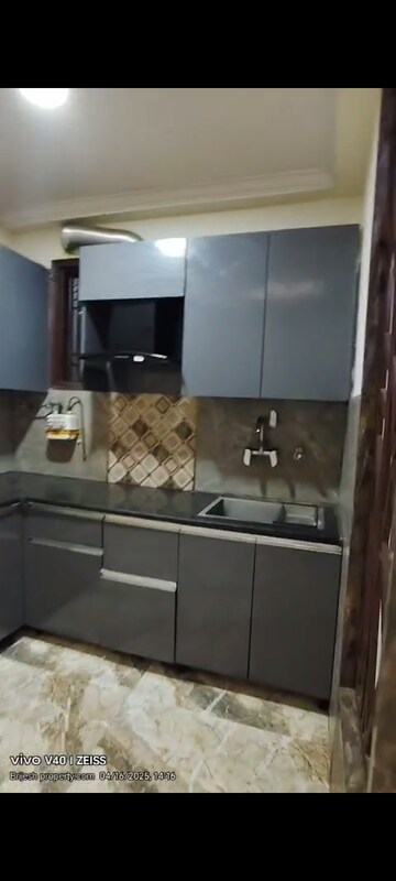Kitchen in 2 BHK Builder Floor at Mahavir Enclave 1 – for Rent