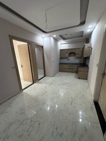 Room in 2 BHK Apartment at Ansal Height 86, Sector 86 – for Rent