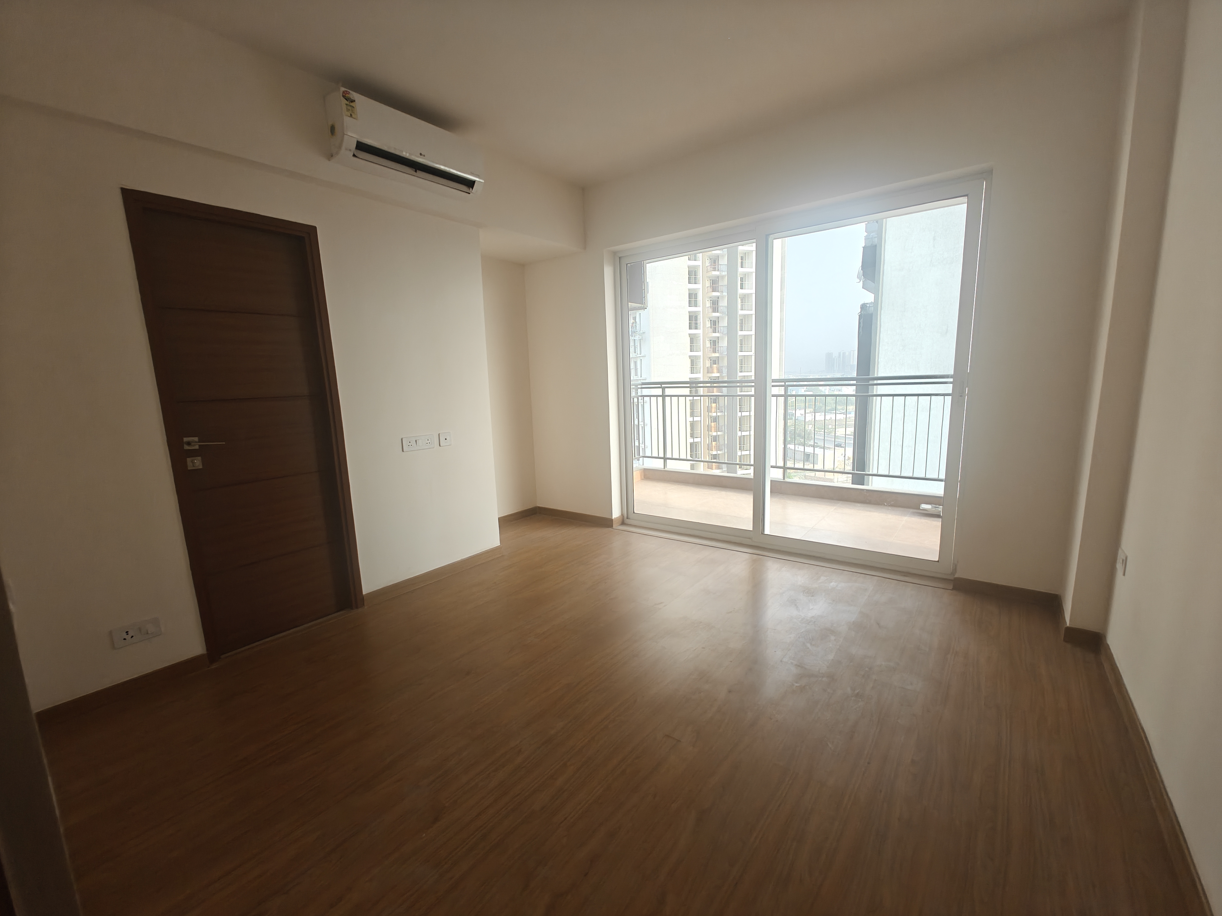 3 BHK 1855 Sq.Ft. Apartment in Godrej Meridien