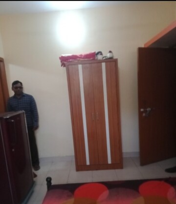 Room in 1 BHK Villa at Aliganj – for Rent