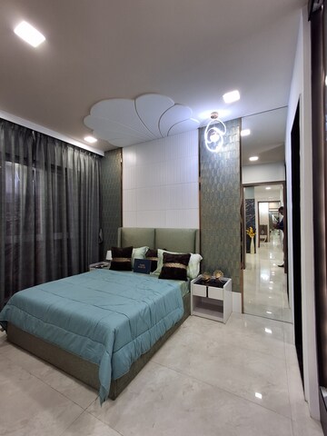 Room in 2 BHK Apartment at Sethia Pride, Kandivali East – for Sale