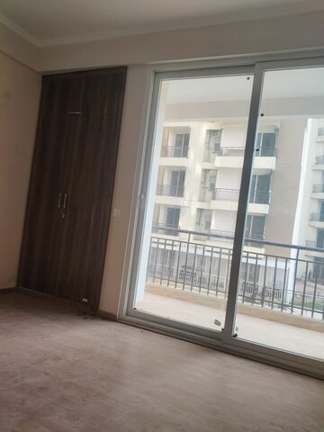  3 BHK Apartment at Amrapali Golf Homes, Sector 4, Greater Noida – for Rent