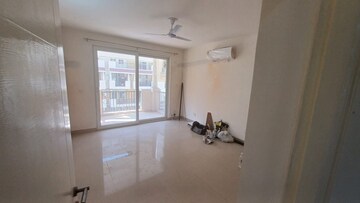 Room in 2 BHK Apartment at Pyramid Urban Homes 3, Sector 67a – for Rent