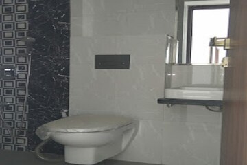 Attached Bathroom in 4 BHK Apartment at Omkar Alta Monte, Malad East – for Sale