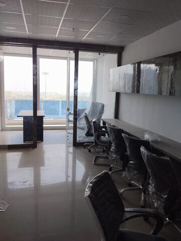  Office Space For Rent in Gaur City Center, Sector 4, Greater Noida