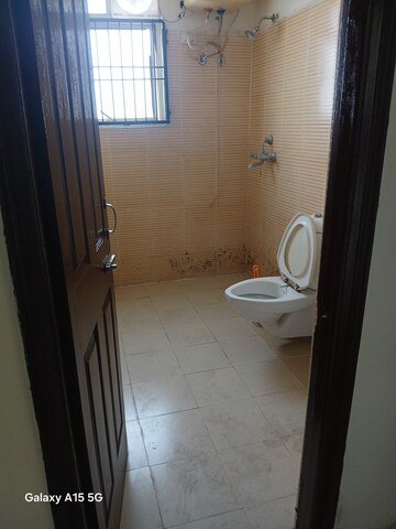 Attached Bathroom in 3 BHK Apartment at Vip Road – for Rent