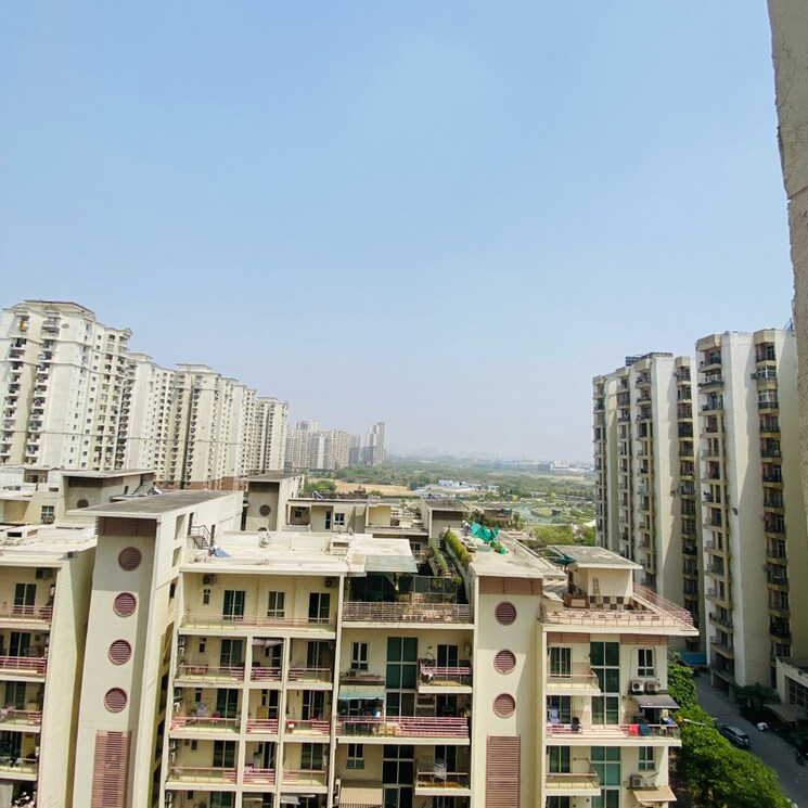 Balcony, mahagun-moderne 2.5 Bedroom 1250 Sq.Ft. Apartment In Sector 78 Noida 8512920