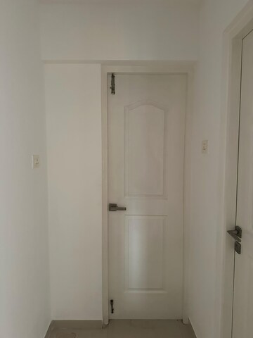 Room in 1 BHK Apartment at Raunak Heights, Ghodbunder Road – for Rent