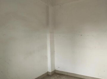Room in 1 BHK Apartment at Behala Chowrasta – for Sale