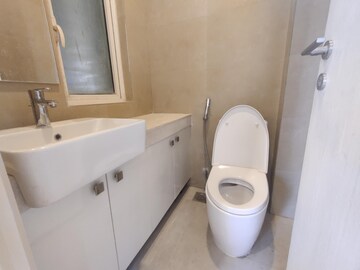 Attached Bathroom in 4 BHK Apartment at Indiabulls Sky Forest, Lower Parel – for Rent