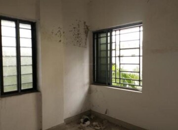 Room in 2 BHK Apartment at Behala Chowrasta – for Sale