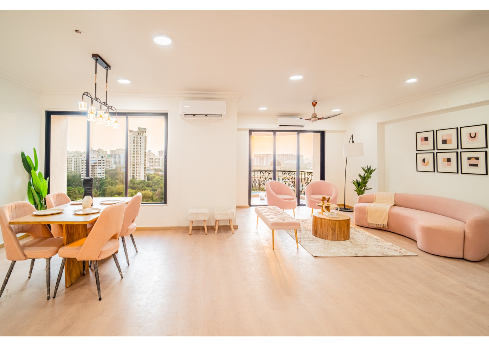 4 BHK + Pooja Room Apartment For Sale in Hiranandani Gardens Solitaire