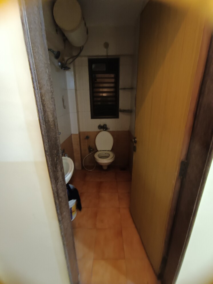 Attached Bathroom, orlem-peace 2.5 Bedroom 1050 Sq.Ft. Apartment In Malad West Mumbai 8512978