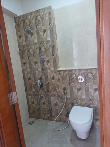 Attached Bathroom in 3 BHK Apartment at Omkar Alta Monte, Malad East – for Rent