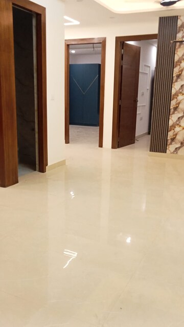 Building Lobby in 3.5 BHK Apartment at Ultima 107, Sector 104 – for Sale