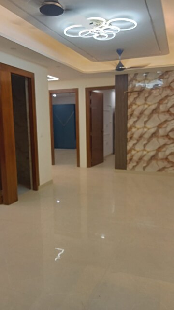 Building Lobby in 3.5 BHK Apartment at Ultima 107, Sector 104 – for Sale