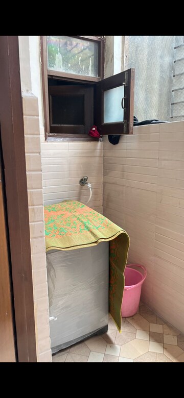 Bathroom in 3 BHK Builder Floor at Mamta Homes, Lohgarh – for Rent