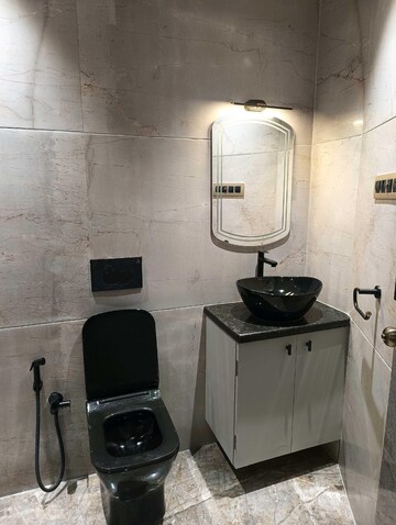 Attached Bathroom in 4 BHK Apartment at Lodha World View, Worli – for Rent