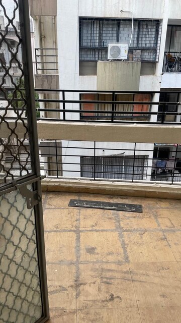  2 BHK Apartment at Sunflower Apartment CHS, Kondhwa – for Rent
