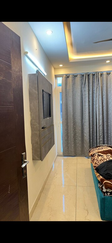 Room in 3 BHK Apartment at Bliss Orra, Ambala Highway – for Rent