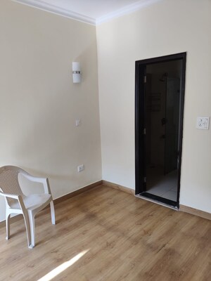 Room in 3 BHK Builder Floor at Ansal API Versalia, Sector 67a – for Sale