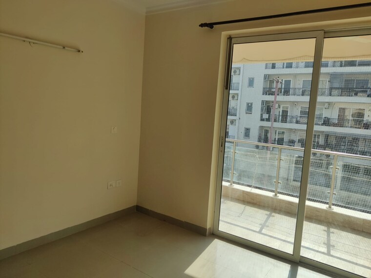 Balcony, ansal-api-versalia 3 Bedroom 1500 Sq.Ft. Builder Floor In Sector 67a Gurgaon 8513059