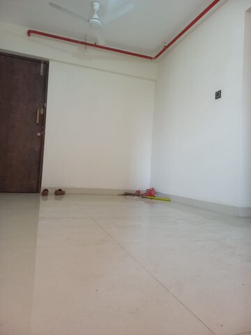 3 BHK Apartment For Rent in Group Seven Rushi Heights, Goregaon East
