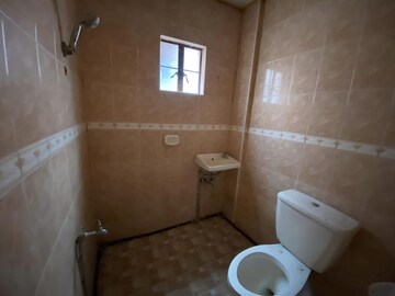 Bathroom in 1 BHK Apartment at Raja Bazar – for Rent