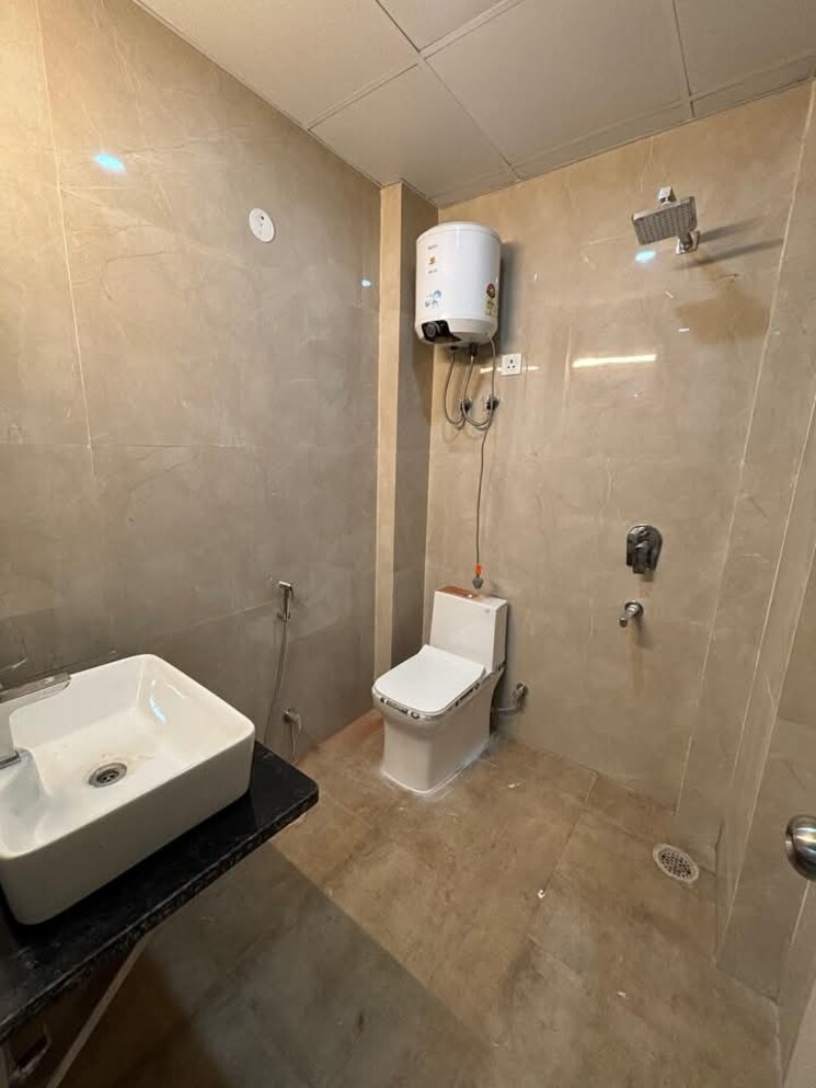 Attached Bathroom, super-mart-1 2 Bedroom 1200 Sq.Ft. Builder Floor In Sector 27 Gurgaon 8513043