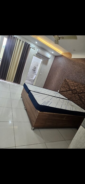 Room in 3 BHK Apartment at Riverdale Hazelwood Residences, High Ground – for Rent
