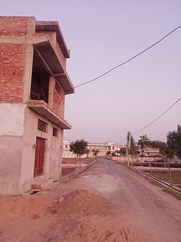  Plot – Exterior View View at Kamta - for Sale