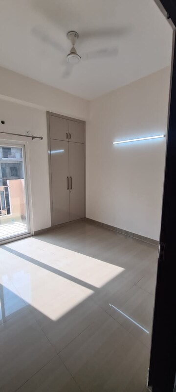 Room in 3 BHK Apartment at Dev Sai Sports Home, Sector 1 Greater Noida – for Rent