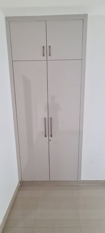 Room in 3 BHK Apartment at Dev Sai Sports Home, Sector 1 Greater Noida – for Rent