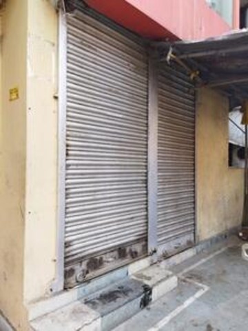  Shop For Rent in Laxmi Nagar