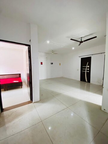 2 BHK Apartment For Rent in Sunny Enclave