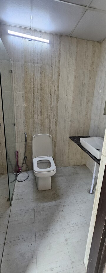 Attached Bathroom in 2.5 BHK Apartment at Hawelia Valenova Park, Tech Zone 4 Greater Noida – for Rent