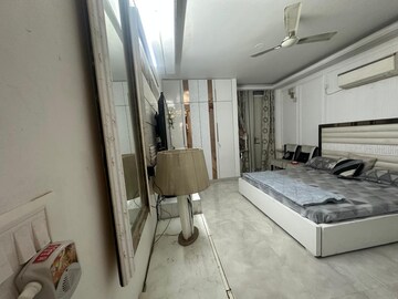 3 BHK Builder Floor For Rent in Kailash Hills