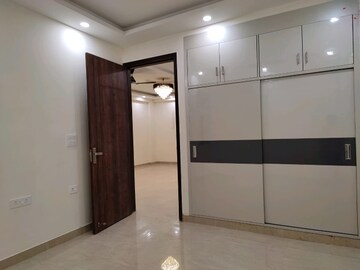 Room in 3 BHK Builder Floor at Chattarpur – for Sale