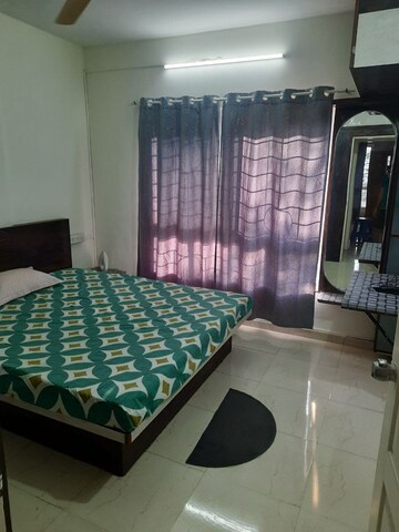 Room in 2 BHK Apartment at Bhansali Whispering Winds, Pashan – for Rent