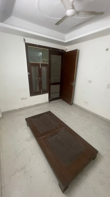 Room in 3 BHK Builder Floor at Mehrauli – for Sale