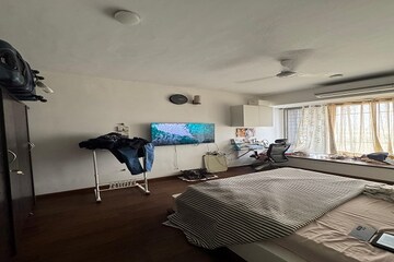 Bedroom in 4 BHK Apartment at The Wadhwa The Address, Ghatkopar West – for Sale