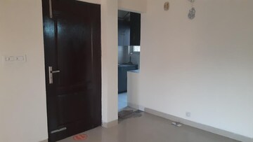 Room in 2 BHK Builder Floor at BPTP Park Elite Floors, Sector 85 – for Rent