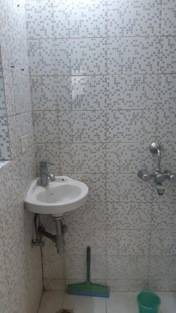 Attached Bathroom in 2 BHK Builder Floor at BPTP Park Elite Floors, Sector 85 – for Rent
