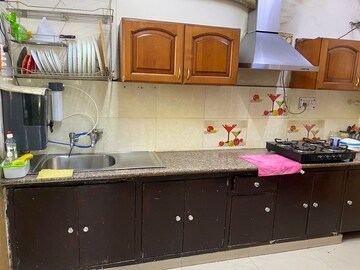 Kitchen in 3 BHK Apartment at DLF Silver Oaks, Sector 26 – for Rent