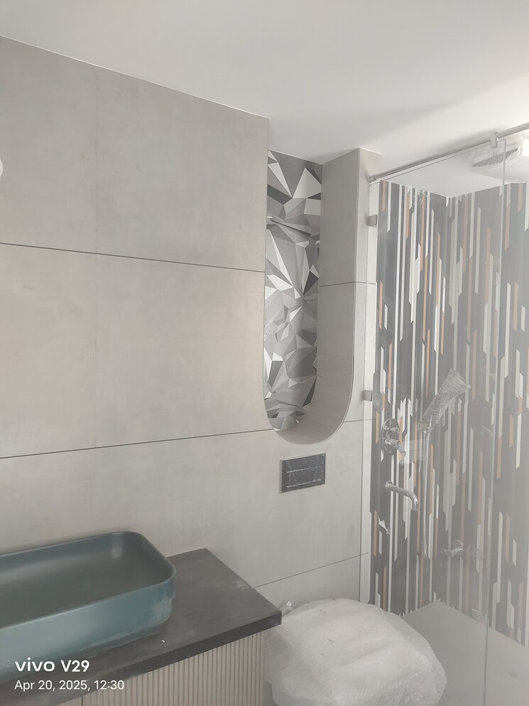 Bathroom, unitech-greenwood-city-apartment 3 Bedroom 180 Sq.Yd. Apartment In Sector 45 Gurgaon 8513367