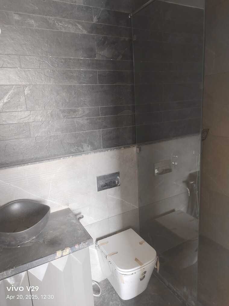 Attached Bathroom, unitech-greenwood-city-apartment 3 Bedroom 180 Sq.Yd. Apartment In Sector 45 Gurgaon 8513367