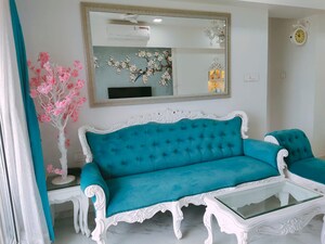 Living Room in 2 BHK Apartment at Raheja Exotica, Madh – for Sale