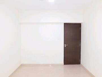 Room in 2 BHK Apartment at Ruparel Orion, Chembur – for Rent